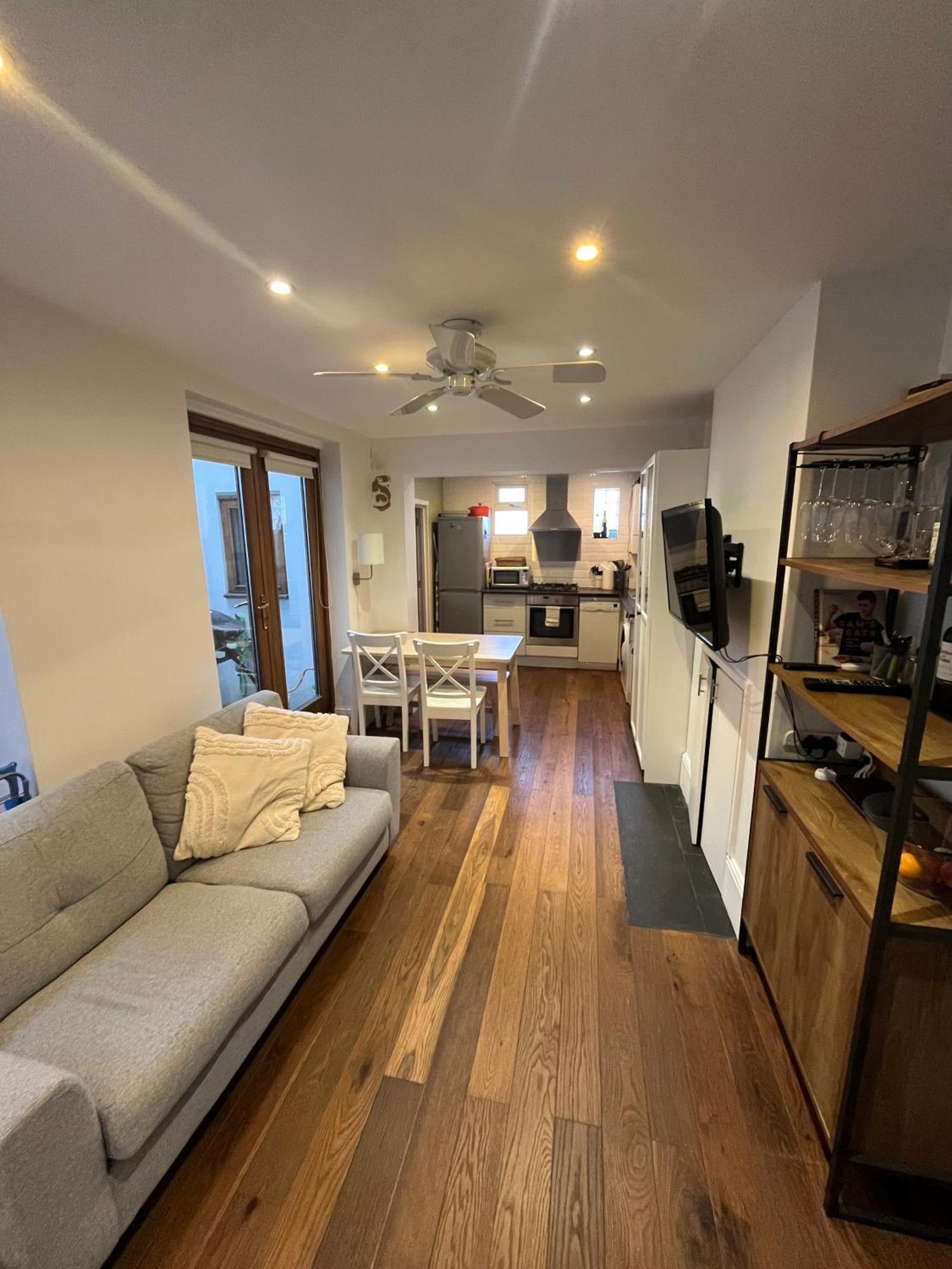 Comfy Stay In Wandsworth Town Londres Exterior foto